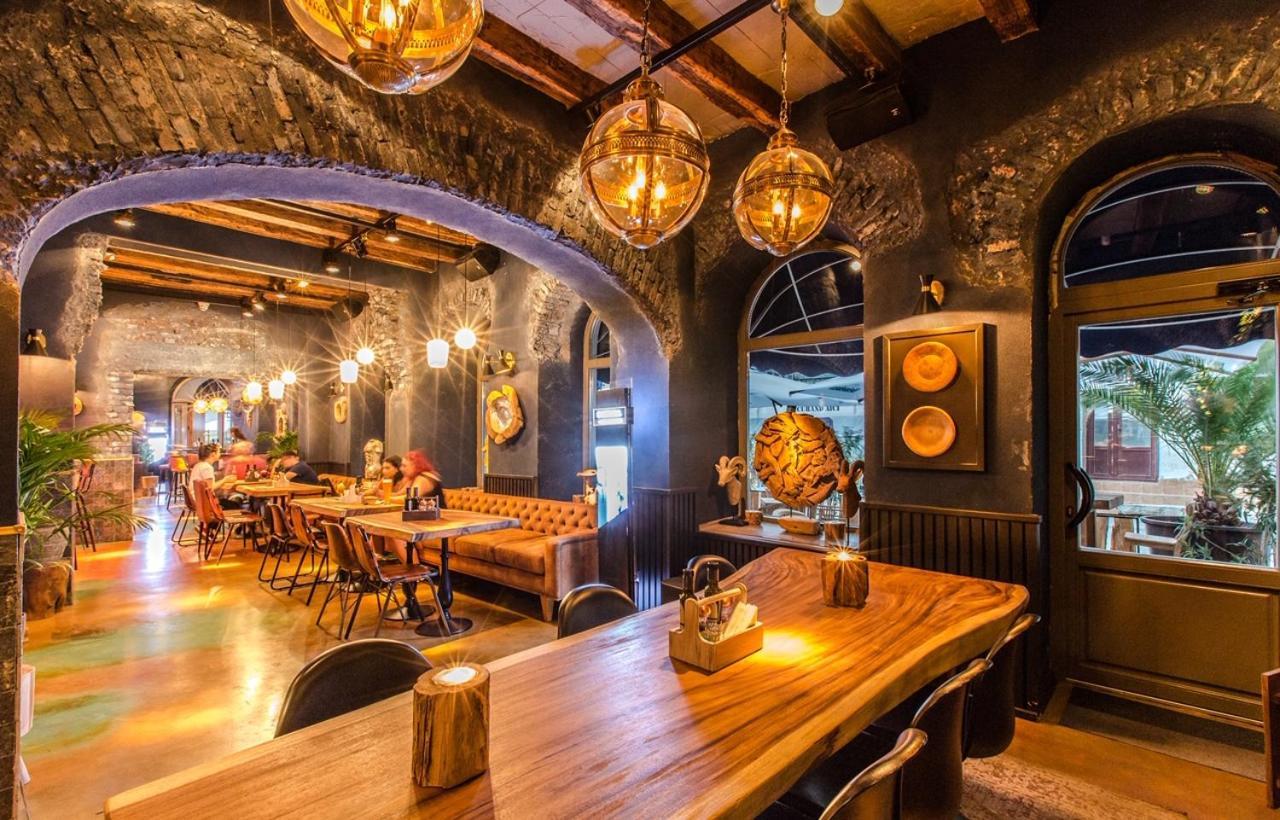 Acsa Inn Craiova Dış mekan fotoğraf